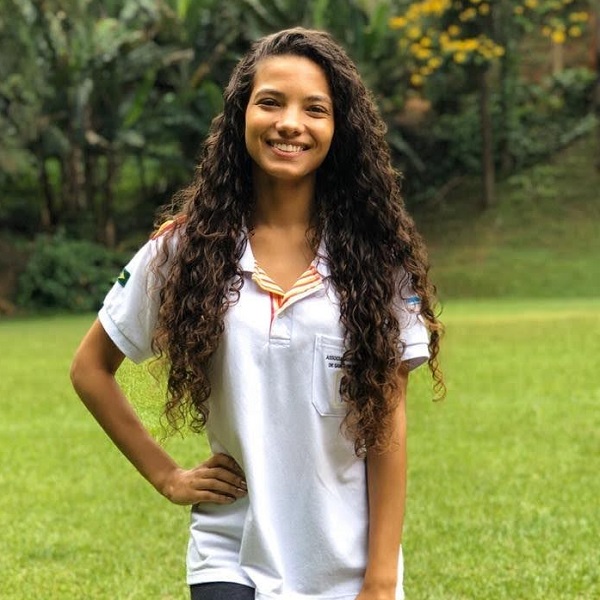 Luana Beatriz Reinholz Barbosa 