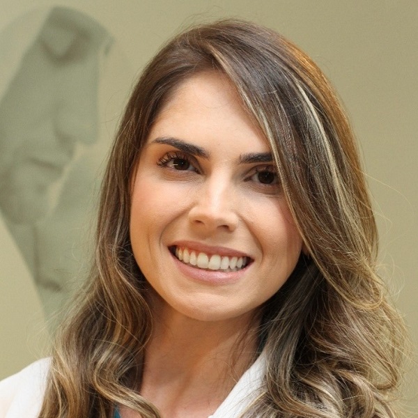 Dra. Mariana P. De Nadai S.